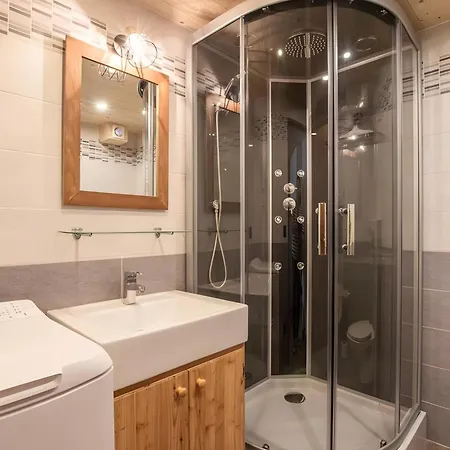 Holiday home Les Lauzes